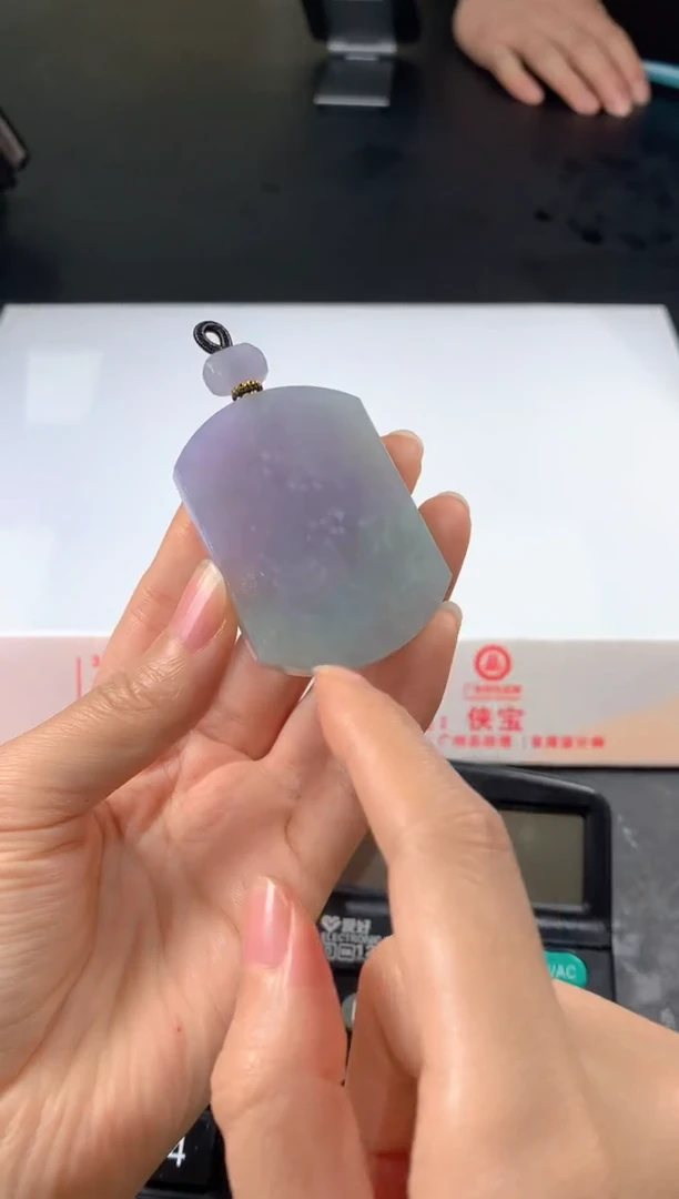 未镶嵌定制翡翠奥*汀毛货抛光