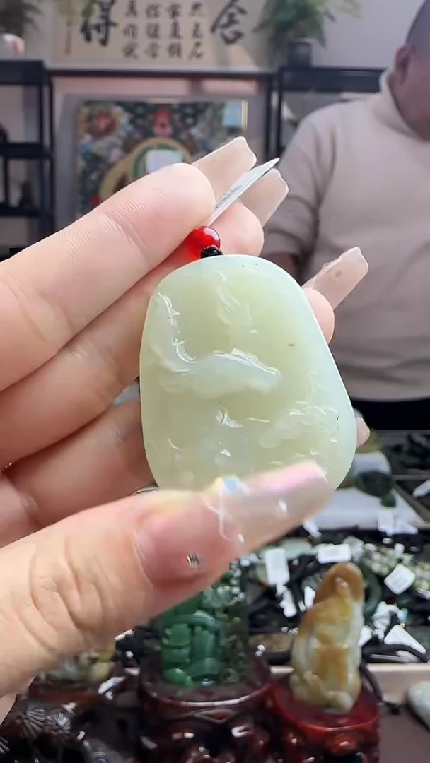 颈饰未镶嵌和田玉一鹿有你