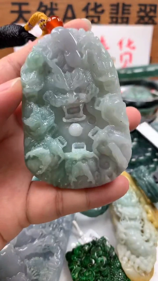 【闪购商品】翡翠颈饰未镶嵌保真天然A货翡翠