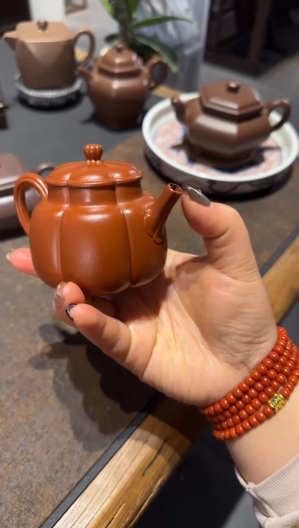 【闪购商品】紫砂茶壶繁花 朱泥