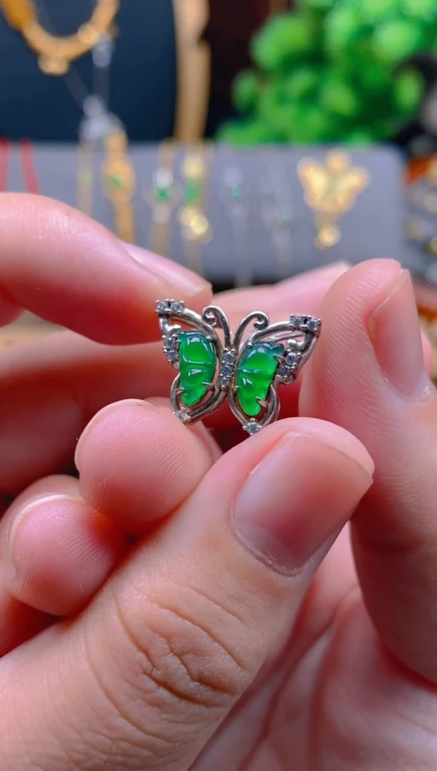 吊坠(不含链)银S925镶嵌翡翠蝴蝶吊坠