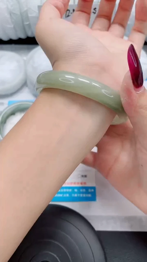 未镶嵌手镯石英质玉317-59/60
