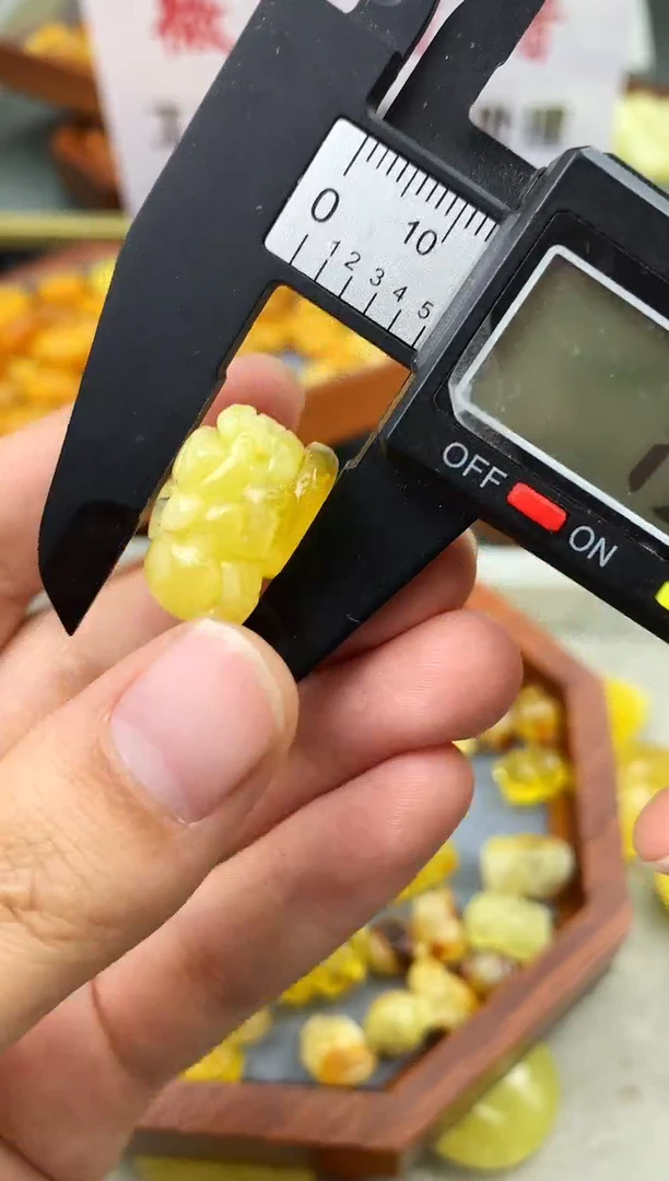 【闪购商品】琥珀珠宝奇石未镶嵌178