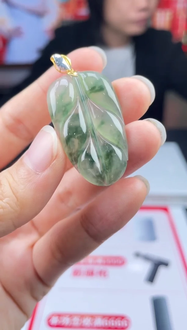 【闪购商品】定制翡翠未镶嵌01-17HDJT0128549