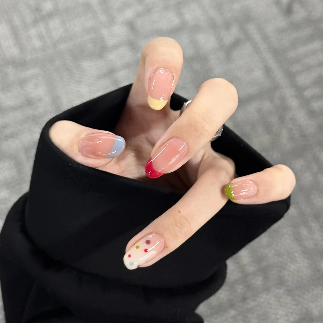 夏日波点多巴胺彩虹法式穿戴甲高级感氛围简约显白半手工美甲ins