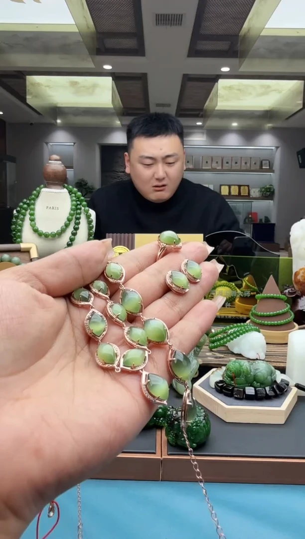 银S925镶嵌和田玉挂件byblm