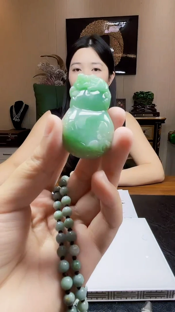 未镶嵌定制翡翠吊坠180