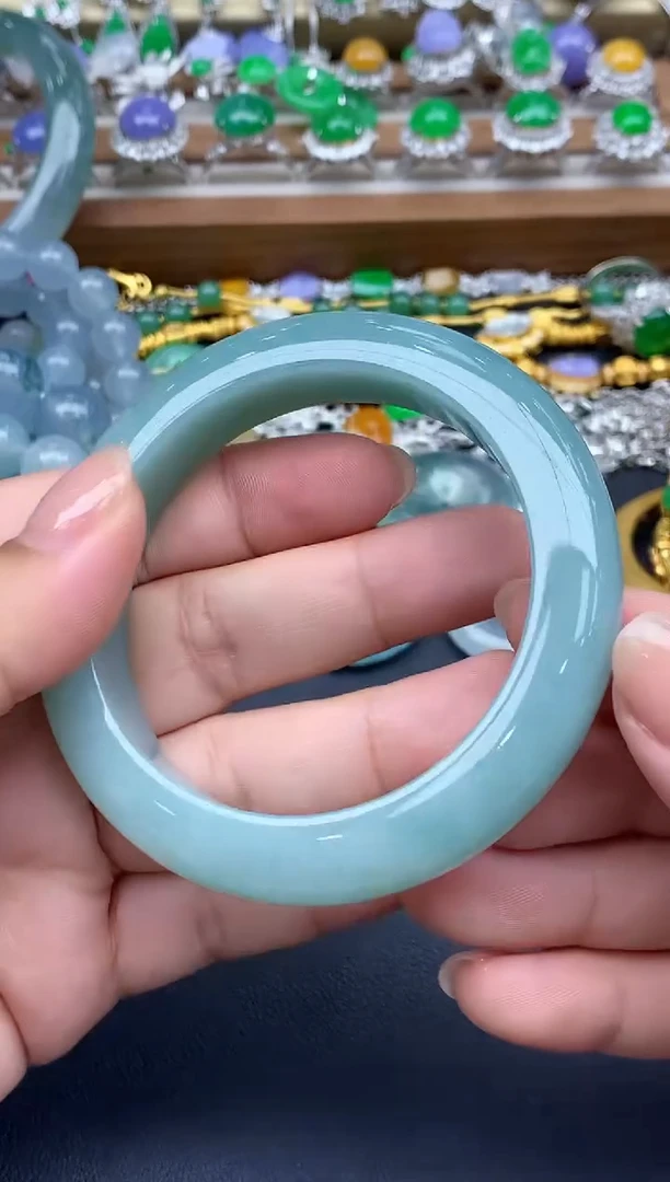 翡翠手镯未镶嵌472-春日珠宝