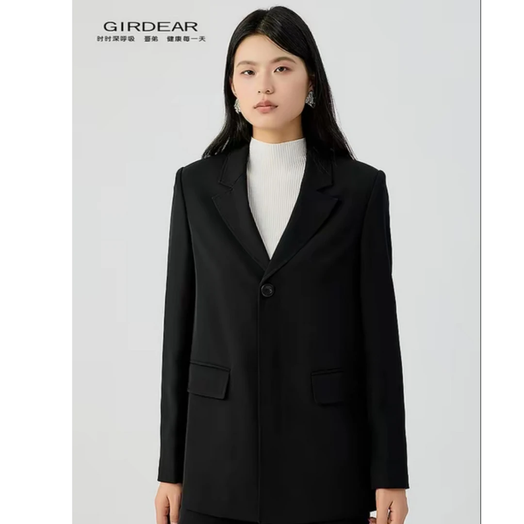 哥弟 女装新款经典简约高级百搭通勤宝典套利落直身型西装140004