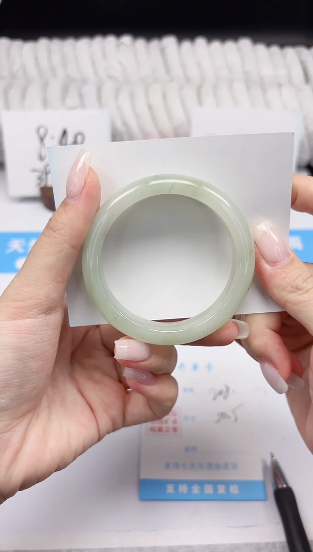 石英质玉手镯未镶嵌K208-50.5