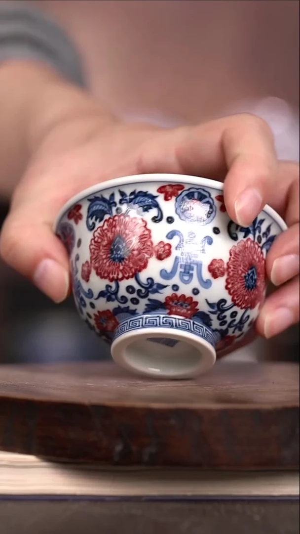 微瑕福利 现代瓷大压手暇