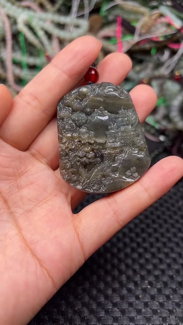 和田玉未镶嵌颈饰1