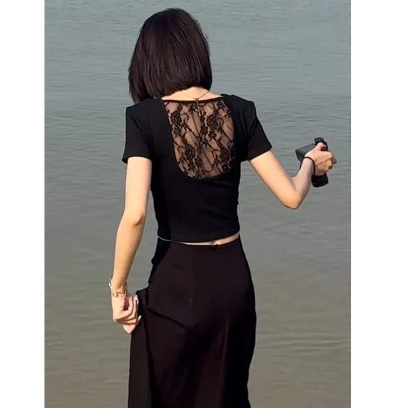 时尚后背蕾丝镂空短袖T恤女2025年夏季新款性感辣妹修身短款上衣