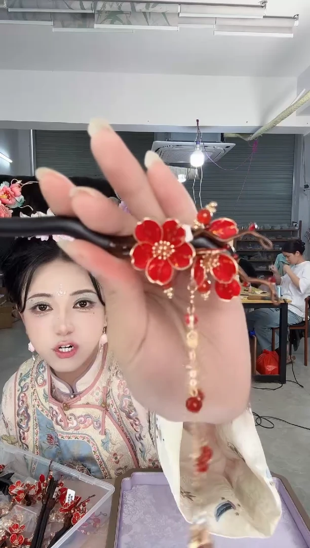 非金属无692 非遗绒花 发簪带流苏