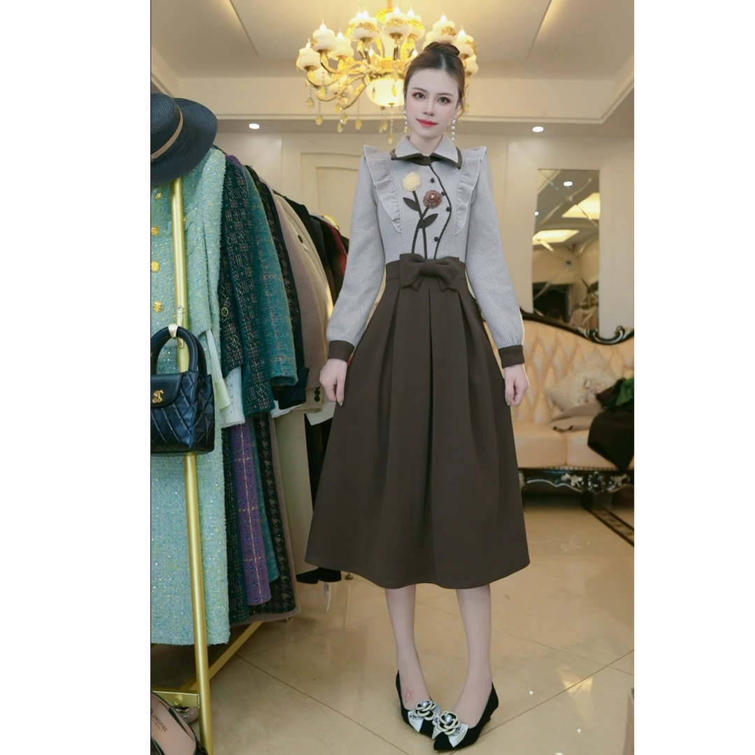 梦想服饰高端连衣裙2024秋冬新款收腰显瘦时尚中长款6200