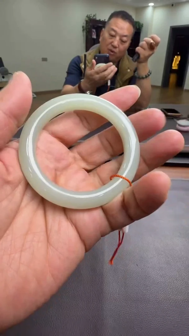 颈饰未镶嵌和田玉手镯59