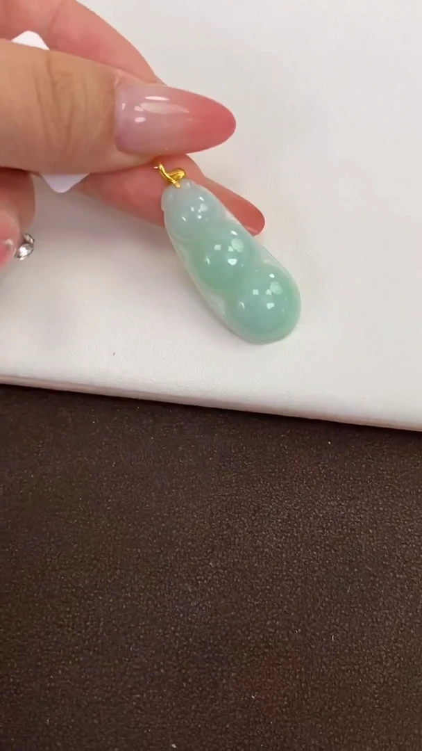 翡翠18K金镶嵌吊坠(赠链)天然缅甸A货翡翠