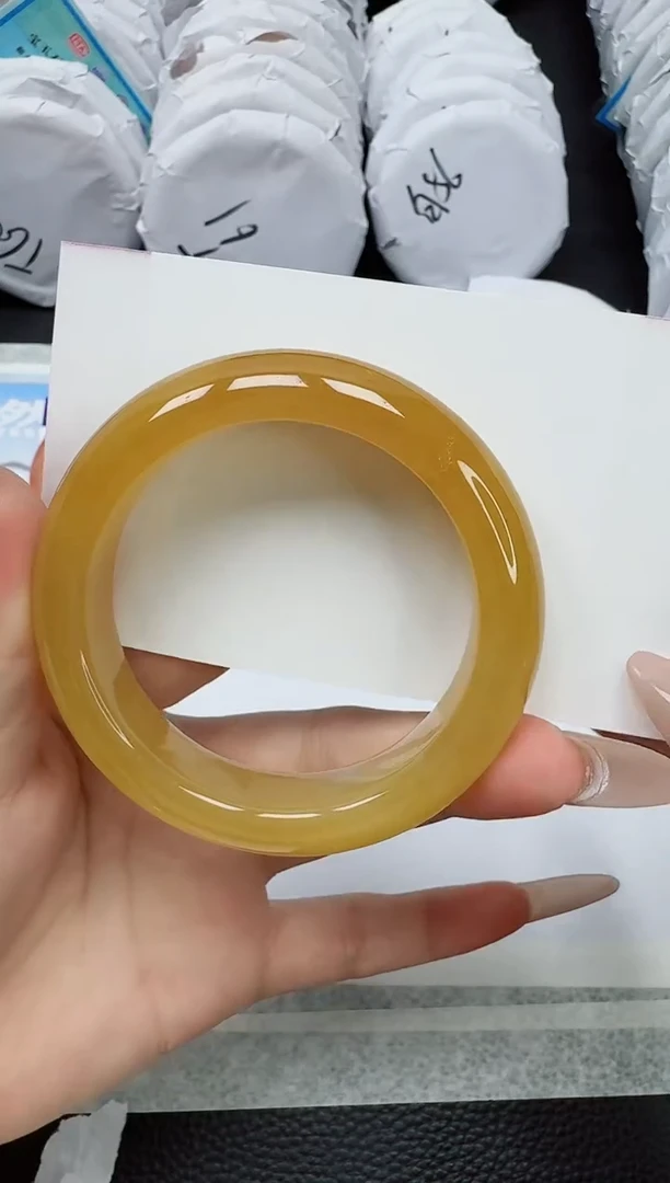 石英质玉手镯未镶嵌49