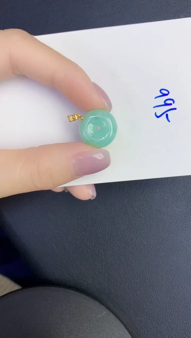 颈饰未镶嵌翡翠缅甸天然翡翠A货