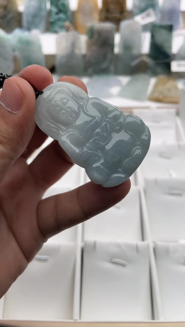 【闪购商品】翡翠颈饰未镶嵌..../1/18/ 242