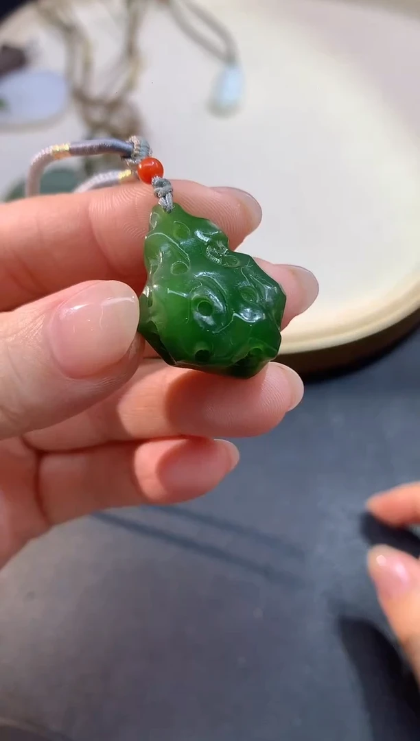 吊坠(不含链)未镶嵌和田玉A176|980