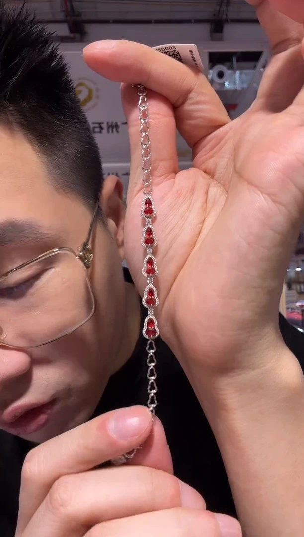 18K金镶嵌手链定制红宝石CA20002