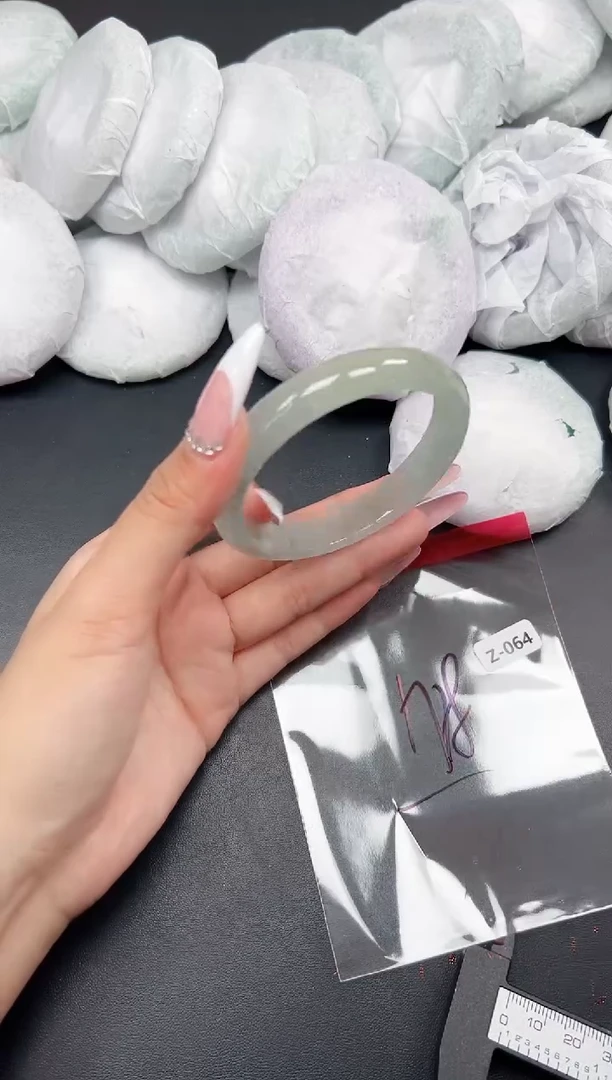 精品手镯，一物一拍Z-064