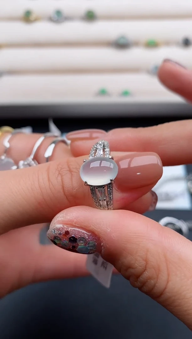 银S925镶嵌戒指翡翠444444+1