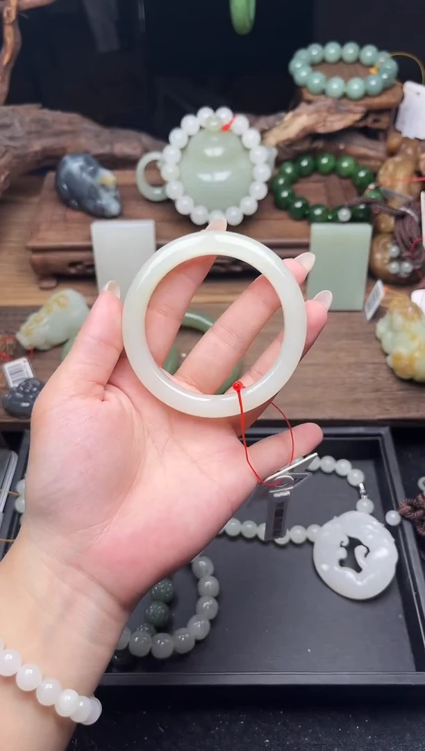 未镶嵌手镯和田玉青海晴水 56圈 小内裂9014399