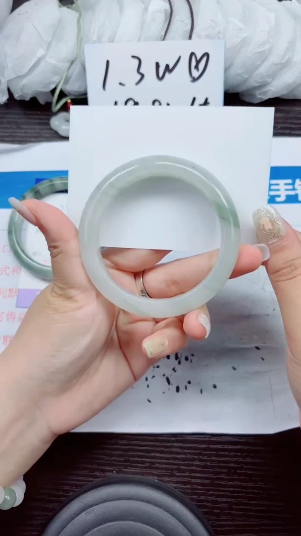 石英质玉手镯未镶嵌A244-59.60
