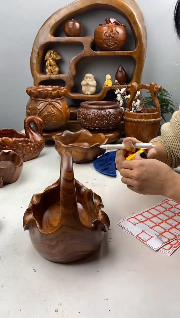 香樟木A40荷叶提篮/尺寸20*18*21