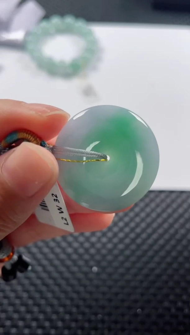 颈饰未镶嵌翡翠基地发货H 5783 平安扣