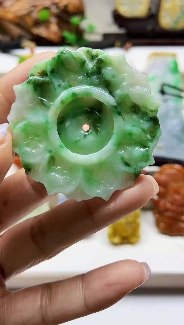 颈饰未镶嵌翡翠翡翠A货