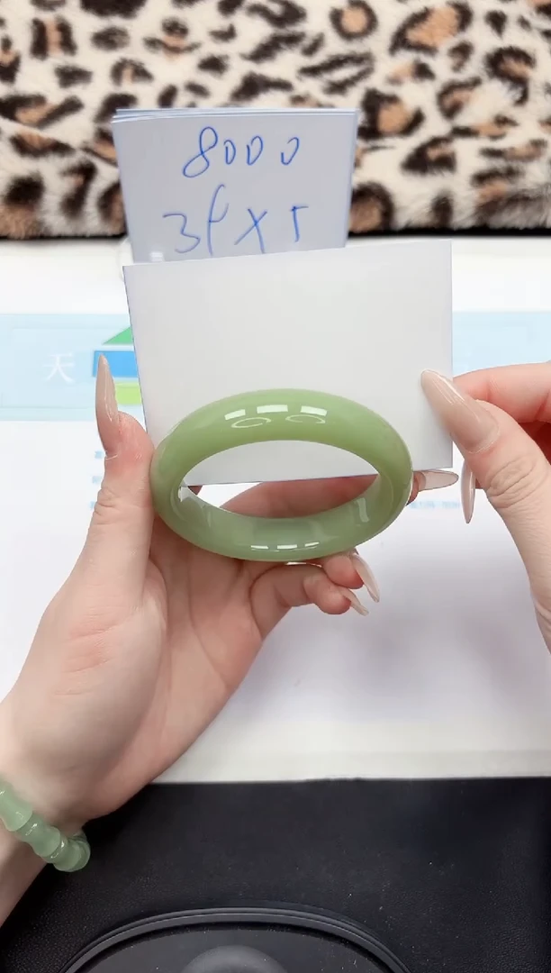 【闪购商品】石英质玉手镯未镶嵌111-59