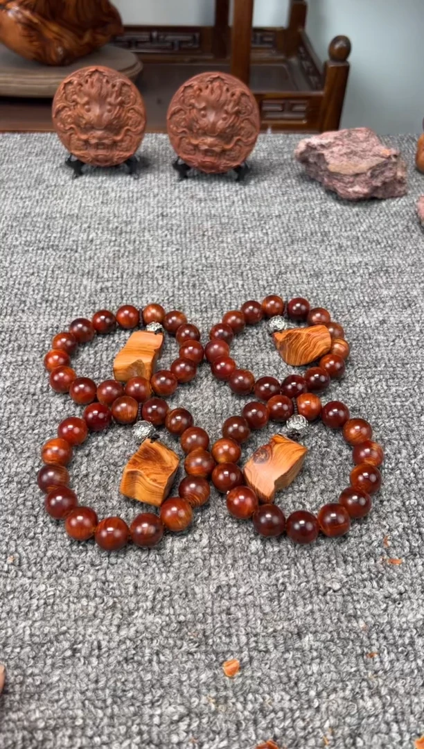 柏木（崖柏）1.5崖窝黑骨舍利蜜结糖 秒沉水香味浓郁