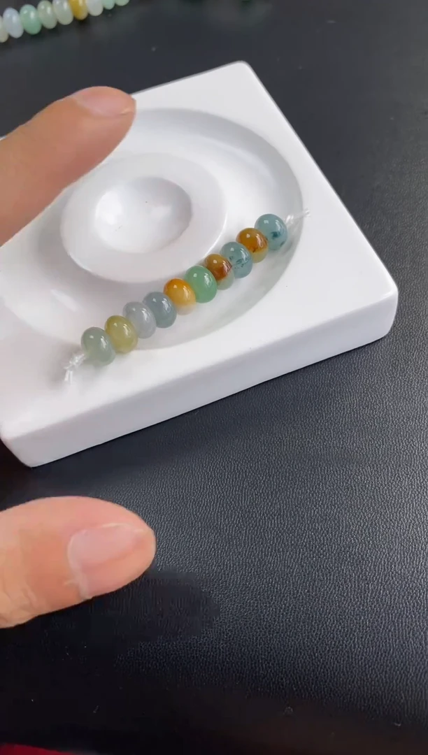 翡翠散珠小*子38天然A货翡翠散珠