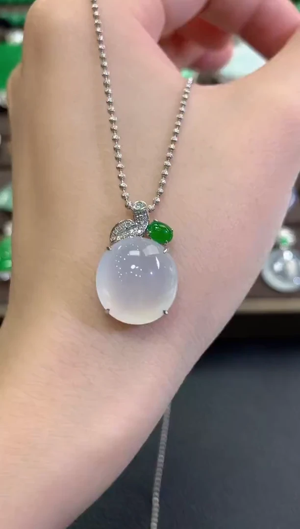 吊坠(不含链)18K金镶嵌翡翠 秋日珠宝Q79