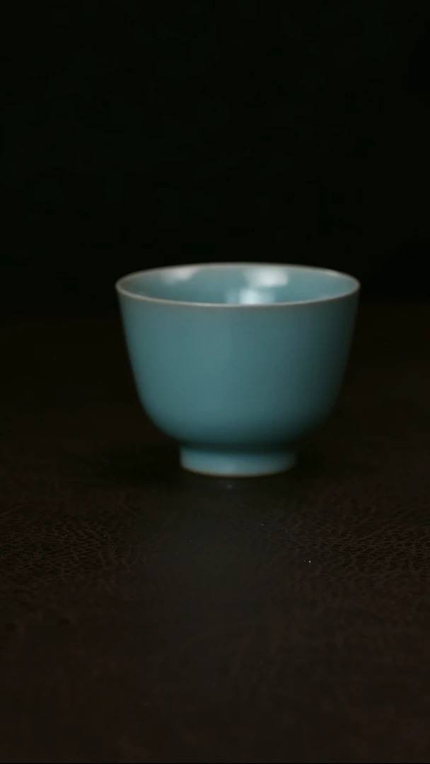 其他精品天蓝釉小无相杯69