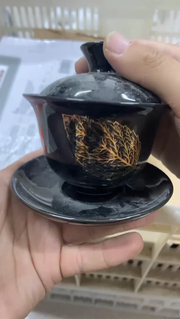 杯无运费险有瑕疵的摄影的产品有使用过的痕迹有点脏介意勿拍