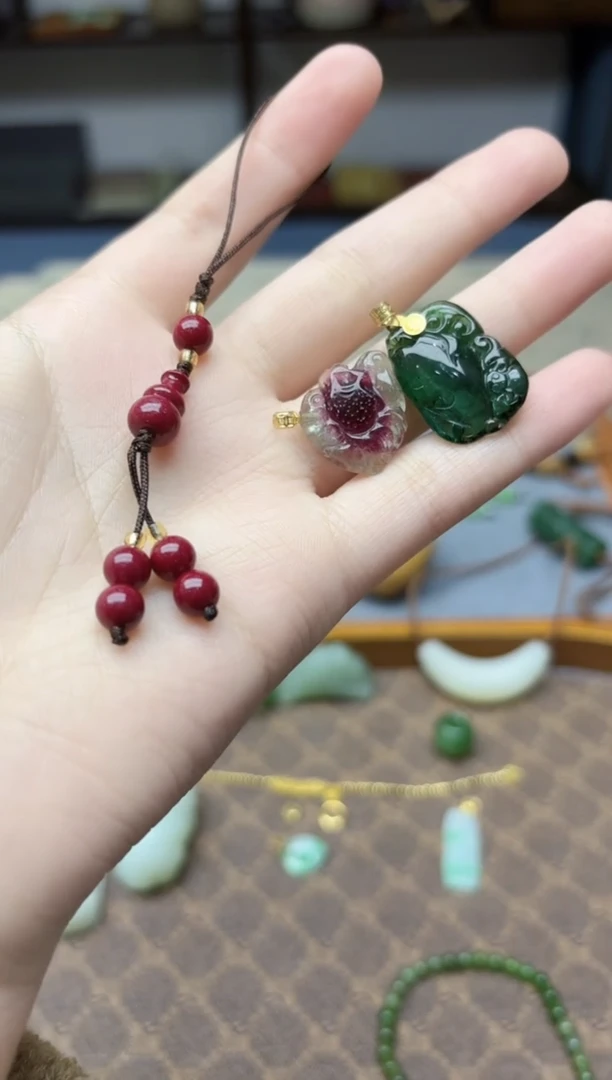 天然辰砂石*朱砂挂件GW