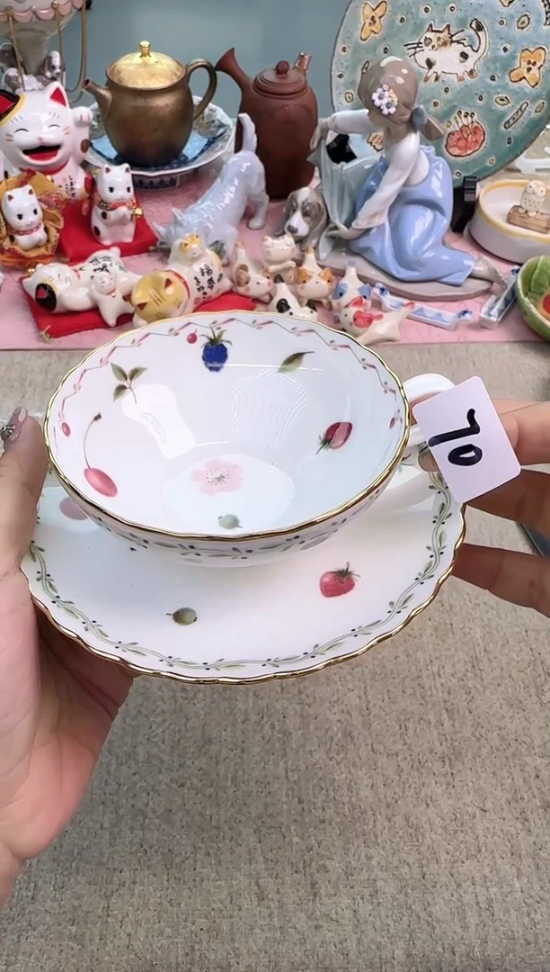 瓷片泡泡家的瓷器真好看