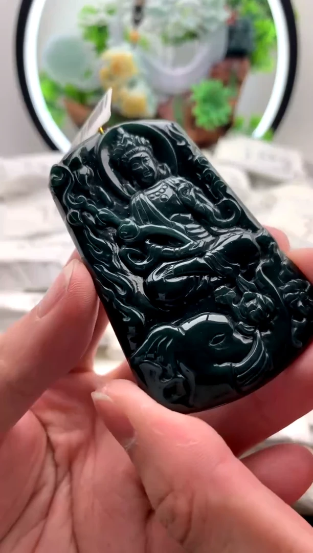 【闪购商品】翡翠颈饰未镶嵌普贤