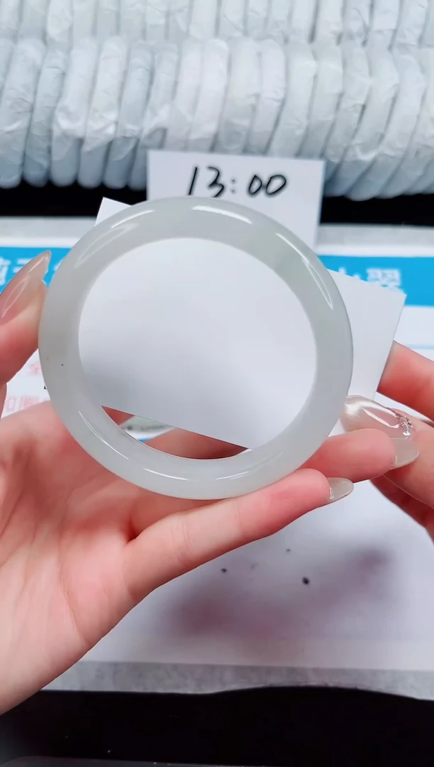 未镶嵌手镯石英质玉253-58/59