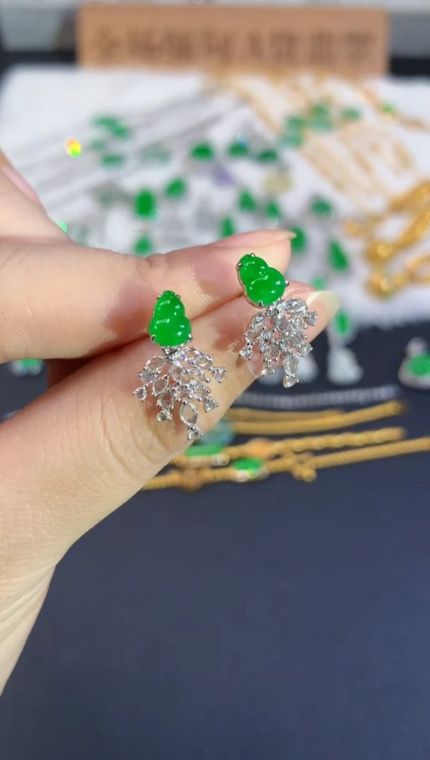 18K金镶嵌翡翠耳饰C14|14800