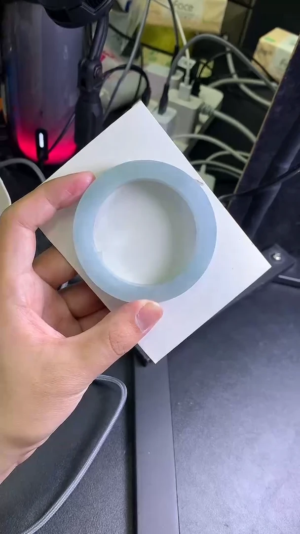 未镶嵌手镯定制翡翠莎*手镯