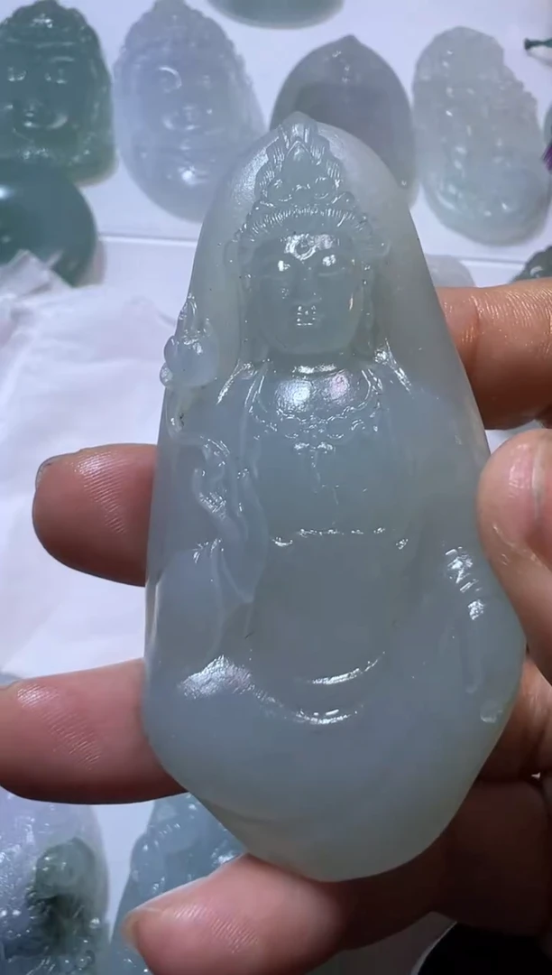 【闪购商品】定制翡翠未镶嵌观音