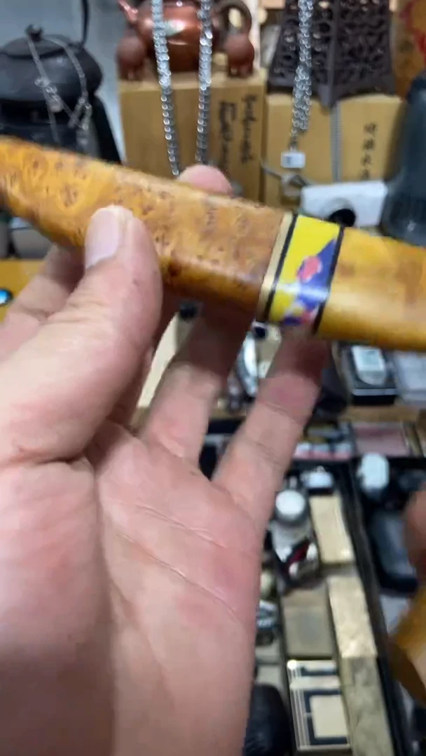 瓷片闪购商品  如图所示