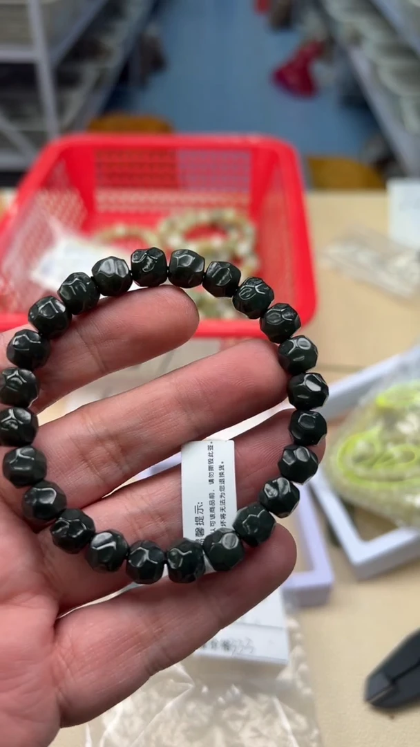 吊坠白玉菩提李***Z无相4939