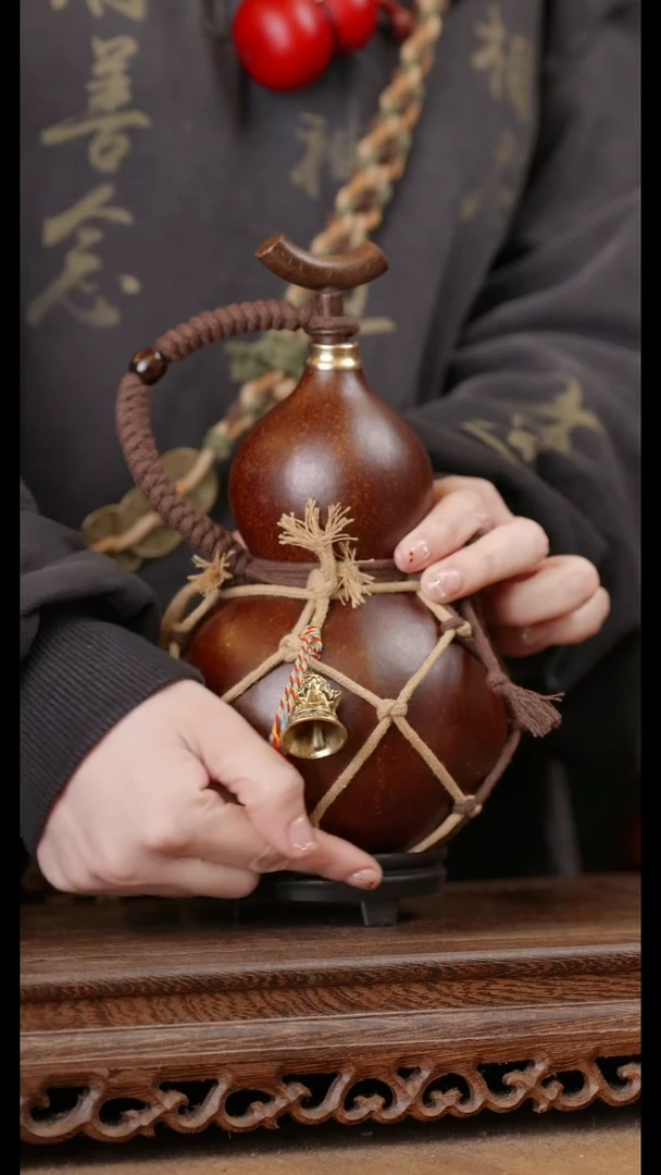 208号精品天然大漆酒葫芦一物一拍~