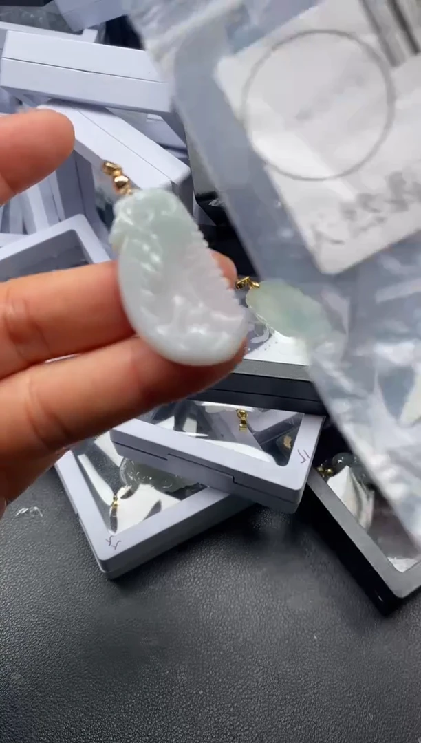 吊坠(不含链)未镶嵌翡翠3625